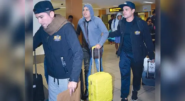 Músicos agradecieron a Dios que accidente no pasara a mayores Músicos agradecieron a Dios que accidente no pasara a mayores