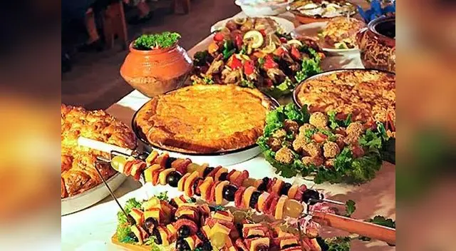 Sábados y domingos se come de más, por eso los lunes se come ligero