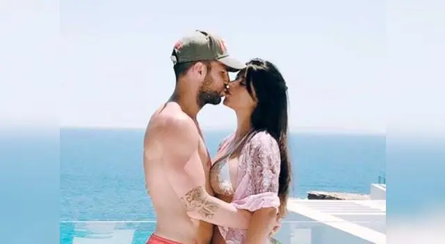 Jugador del Chelsea disfruta mucho de la compañía de su esposa