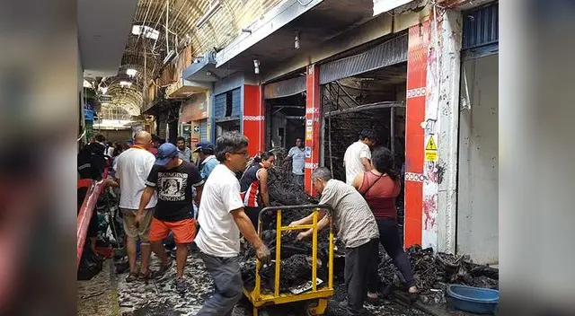 Bomberos volvieron a convertirse en los héroes de la jornada