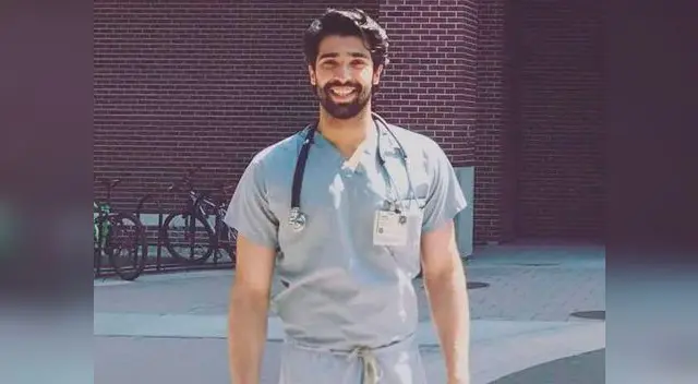 El apuesto galeno se robó toda la atención de Facebook con un simple anuncio El apuesto galeno se robó toda la atención de Facebook con un simple anuncio