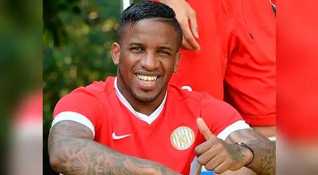 ¿Jefferson Farfán encontró a la nueva 'reina del totó'? ¿Jefferson Farfán encontró a la nueva 'reina del totó'?