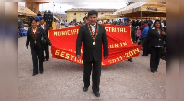 Ex alcalde afirma que volverá a postular el próximo año pues inhabilitación ya expiró Ex alcalde afirma que volverá a postular el próximo año pues inhabilitación ya expiró