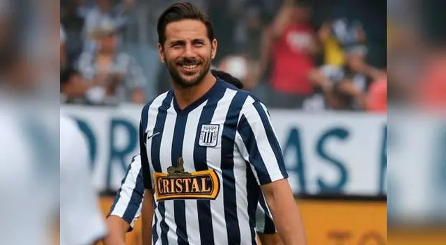 Claudio Pizarro reafirma sus deseos de terminar su carrera en Alianza