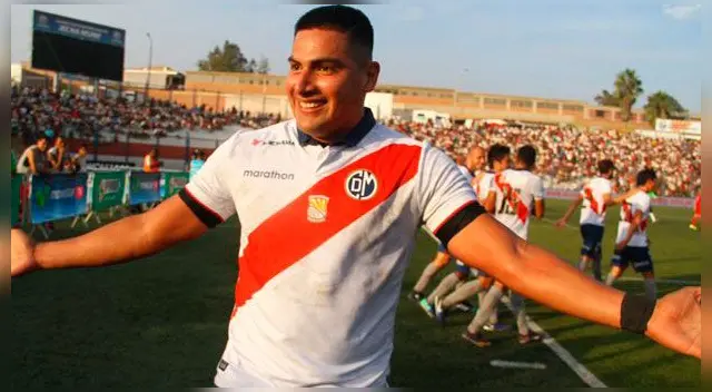 Diego Mayora marcó dos goles en el empate con Cristal