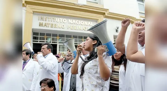 Pacientes afectados por la suspensión de labores en algunos nosocomios