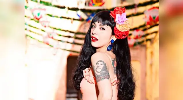Mon Laferte ofreció un concierto impregnado de sufrimiento y felioc