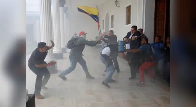 Piden al Gobierno de Perú romper relaciones diplomáticas con Venezuela