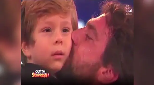 Antonio Pavón no pudo contener las lágrimas al ver caminar a su hijo en el set de Latina Antonio Pavón no pudo contener las lágrimas al ver caminar a su hijo en el set de Latina