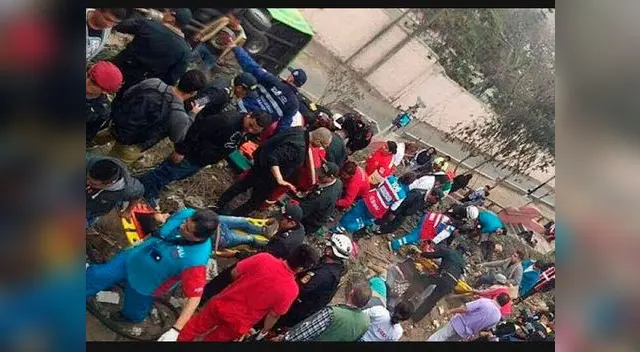 Entre turistas heridos se encuentra 6 chilenos y 2 canadienses en accidente de Cerro San Critobal Entre turistas heridos se encuentra 6 chilenos y 2 canadienses en accidente de Cerro San Critobal