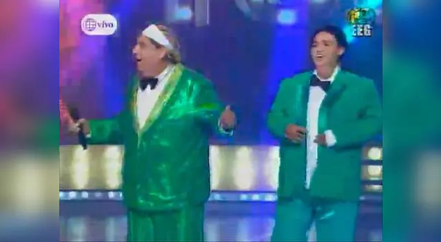 Angie y Tongo lucieron un colorido traje que llamó la atención de todos