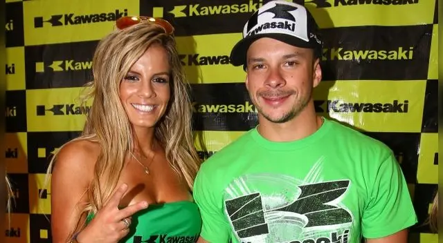 Alejanda saca la cara por familia de su expareja Mario Hart