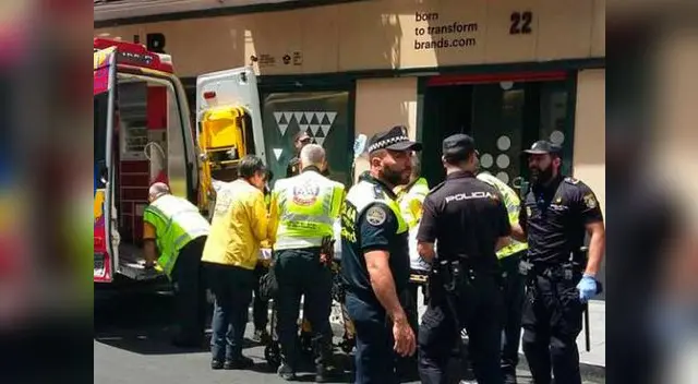 Policía tuvo que romper lunas de vehículo para rescatar a bebé Policía tuvo que romper lunas de vehículo para rescatar a bebé