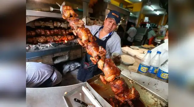El delicioso 'Pollo a la Brasa' será consumido hoy en todo el Perú