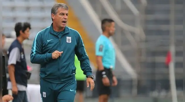 Bengoechea quedó molesto por el empate