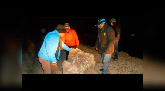 Rocas se desprendieron y mataron a chofer