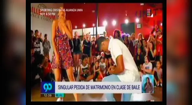 Profesor de baile sorprendió a su novia con pedida de mano en danza 