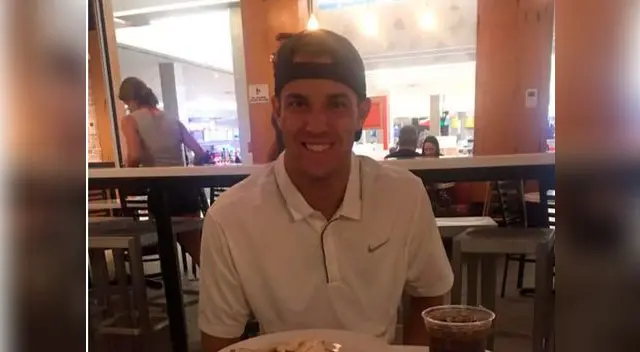 Humilló a su ex novia que la abandonó y ahora tiene problemas legales con su universidad