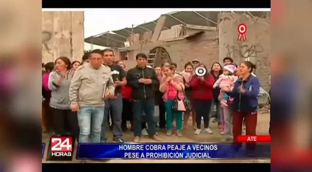 Pobladores denuncian que anciano cierra calle y cobra 'peaje' a vecinos 