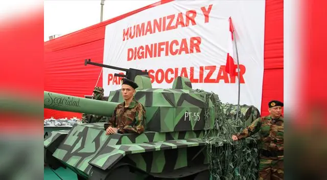 Los internos del penal de Sarita Colonia del Calla desfilaron por fiestas patrias