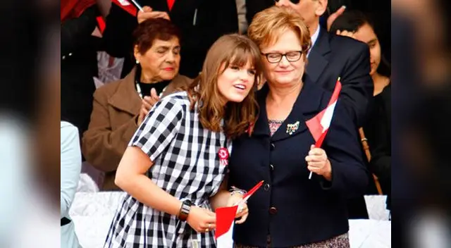 Primera dama de la nación Nancy Lange saludó a los peruanos por Fiestas Patrias