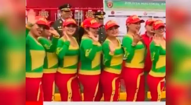 La Policía de Tránsito baila en estas Fiestas Patrias La Policía de Tránsito baila en estas Fiestas Patrias