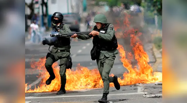 Venezuela despierta en medio de la violencia y chavistas dejan 10 muertos en las calles