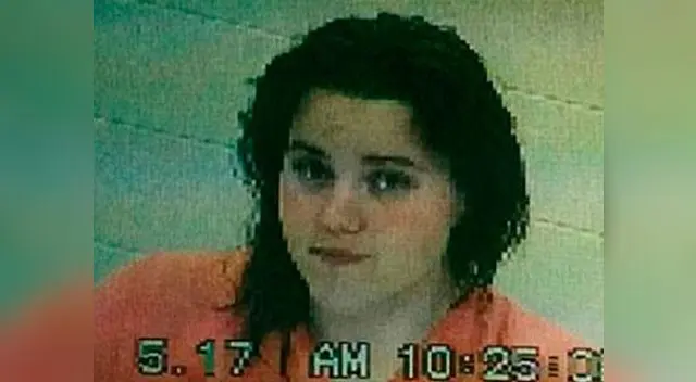 La mujer se encuentra en un hospital psiquiátrico y enfrenta cargos por asesinato La mujer se encuentra en un hospital psiquiátrico y enfrenta cargos por asesinato