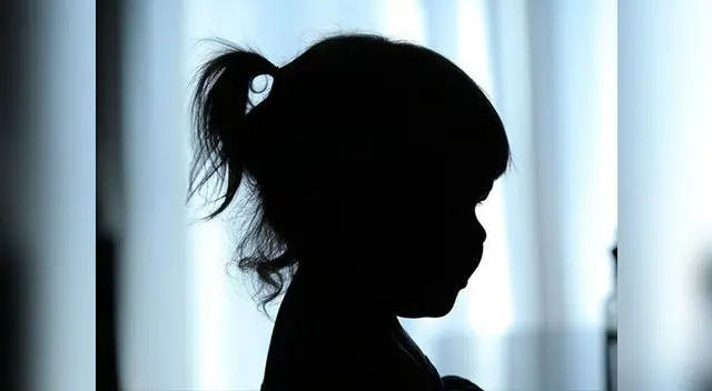 Poder Judicial de Arequipa entregó al Ministerio de la Mujer a niña golpeada por su madrastra Poder Judicial de Arequipa entregó al Ministerio de la Mujer a niña golpeada por su madrastra