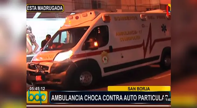 Ambulancia con un herido sufrió un accidente de tránsito en San Borja Ambulancia con un herido sufrió un accidente de tránsito en San Borja