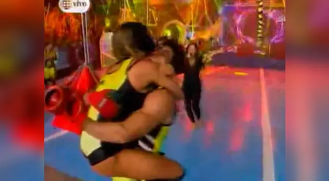 Alejandra Baigorria y Patricio Parodi tuvieron una efusiva celebración al ganar este premio Alejandra Baigorria y Patricio Parodi tuvieron una efusiva celebración al ganar este premio