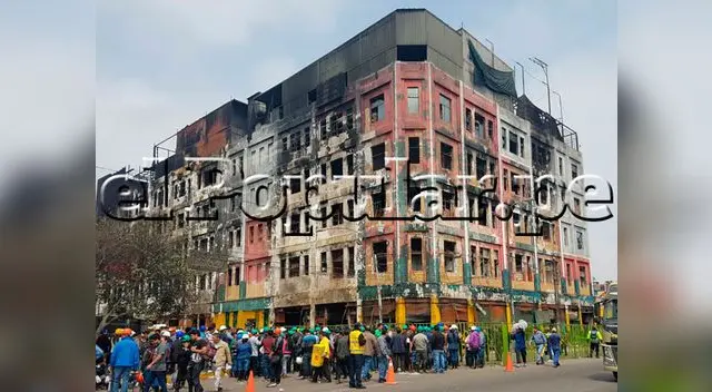 Comerciantes ingresaron a galería Nicolini en Las Malvinas Comerciantes ingresaron a galería Nicolini en Las Malvinas