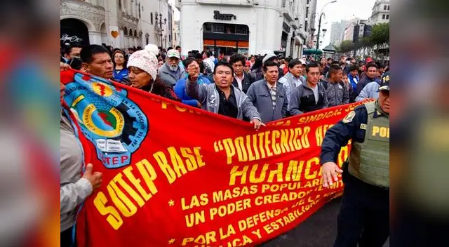 Maestros suspenden temporalmente la huelga para iniciar las clases este lunes