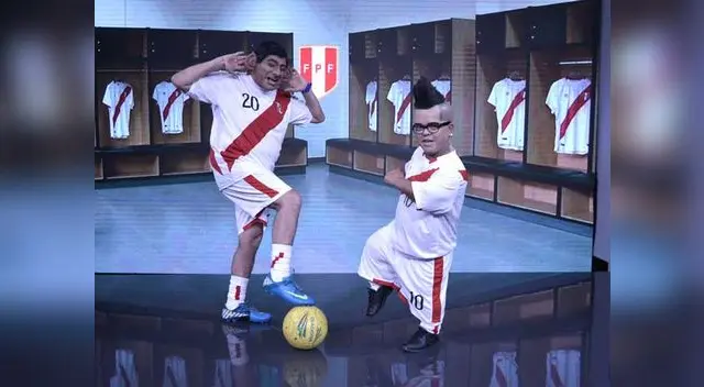 Orejita Flores en la piel de Carlos Álvarez