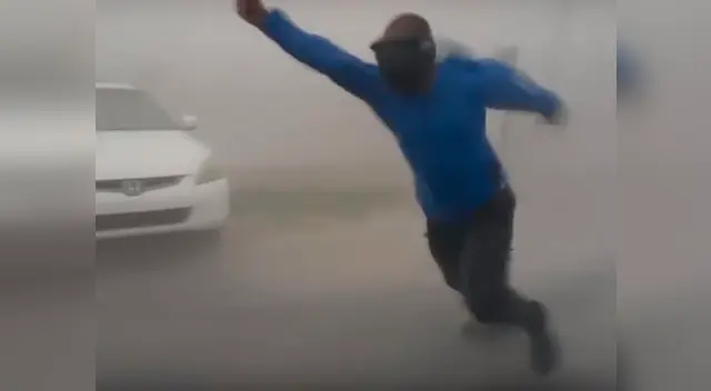 Huracán Irma arrastra a cazador de tormentas en las calles de Florida Huracán Irma arrastra a cazador de tormentas en las calles de Florida