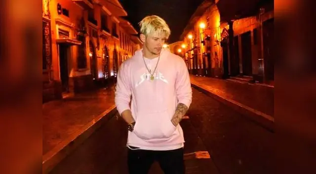 ¿Mario Hart ahora imita a Maluma?