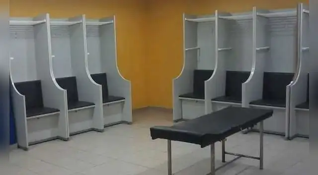 Así luce el vestuario visitante de la 'Bombonera'