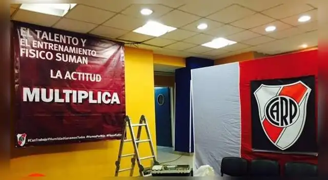 River decora el vestuario cuando juega en la 'Bombonera'