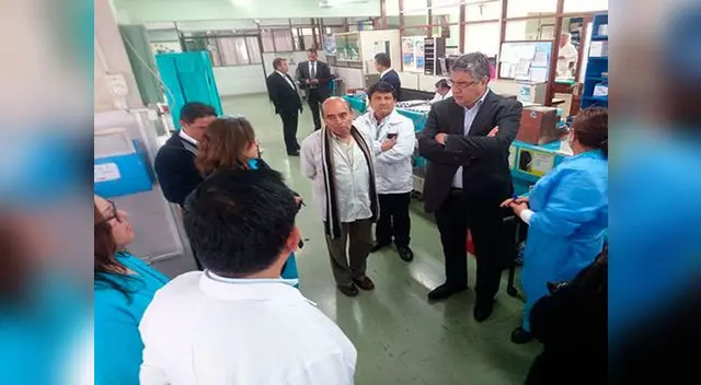 Presidente de EsSalud inspecciona infraestructura de hospitales Presidente de EsSalud inspecciona infraestructura de hospitales