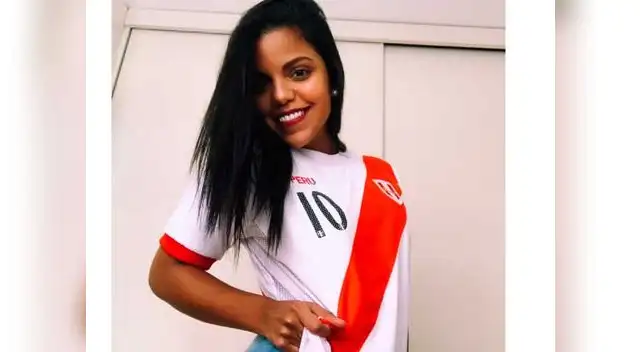 La bella conductora de deportes dejó en claro que la vara no existe. 