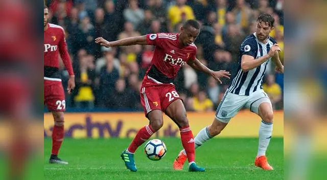 Carrillo es titular en su club.