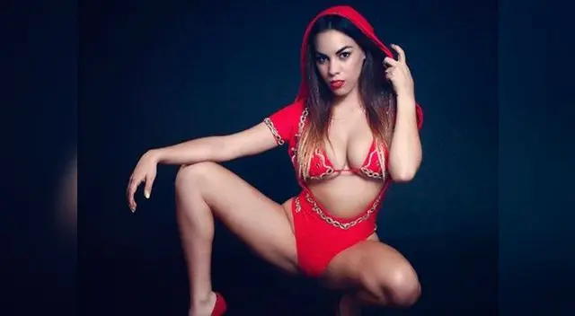 Aída Martínez elevó la temperatura de sus admiradores Aída Martínez elevó la temperatura de sus admiradores