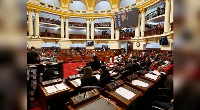 Los parlamentarios nuevamente son cuestionados Los parlamentarios nuevamente son cuestionados