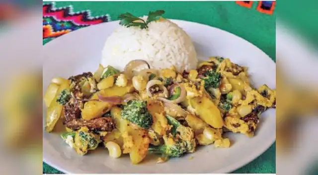 Saltado de brócoli con relleno