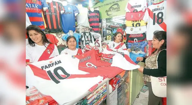 El boom de la blanquirroja bate récord de ventas en Gamarra