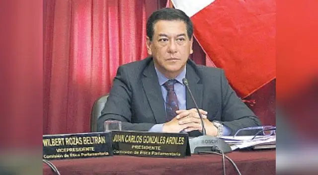 Presidente de la comisión de ética del congreso causa nuevo escándalo en la bancada fujimorista Presidente de la comisión de ética del congreso causa nuevo escándalo en la bancada fujimorista