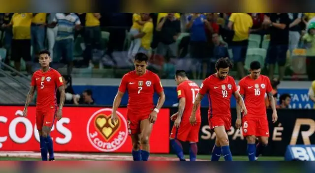 La eliminación de Chile es celebrada en Argentina