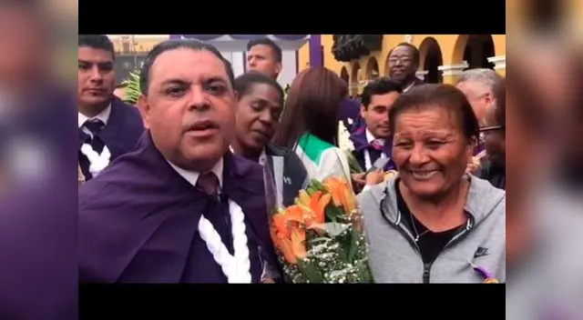 Doña Peta hizo broma con Andrés Hurtado Doña Peta hizo broma con Andrés Hurtado