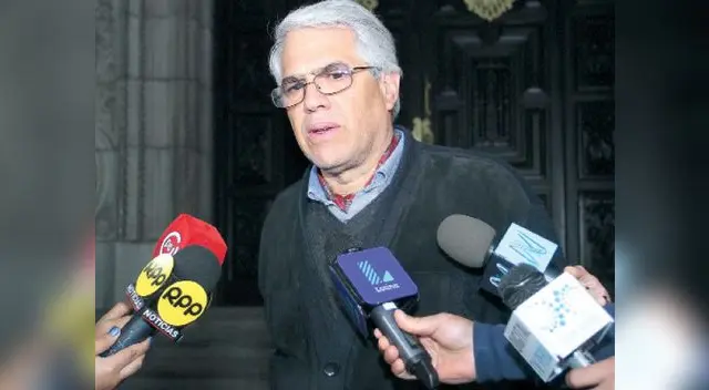 Jefe del INEI en su hora más difícil y deberá ir al Congreso