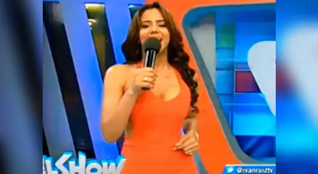Conductora de televisión deja a todos en 'shock' al realizar atrevido baile
